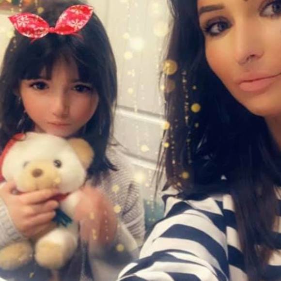 Meet your Posher, Alicia - Picture 1 of 1